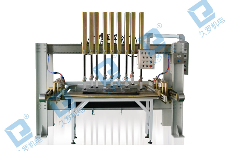 久羅柔性防護罩焊接機